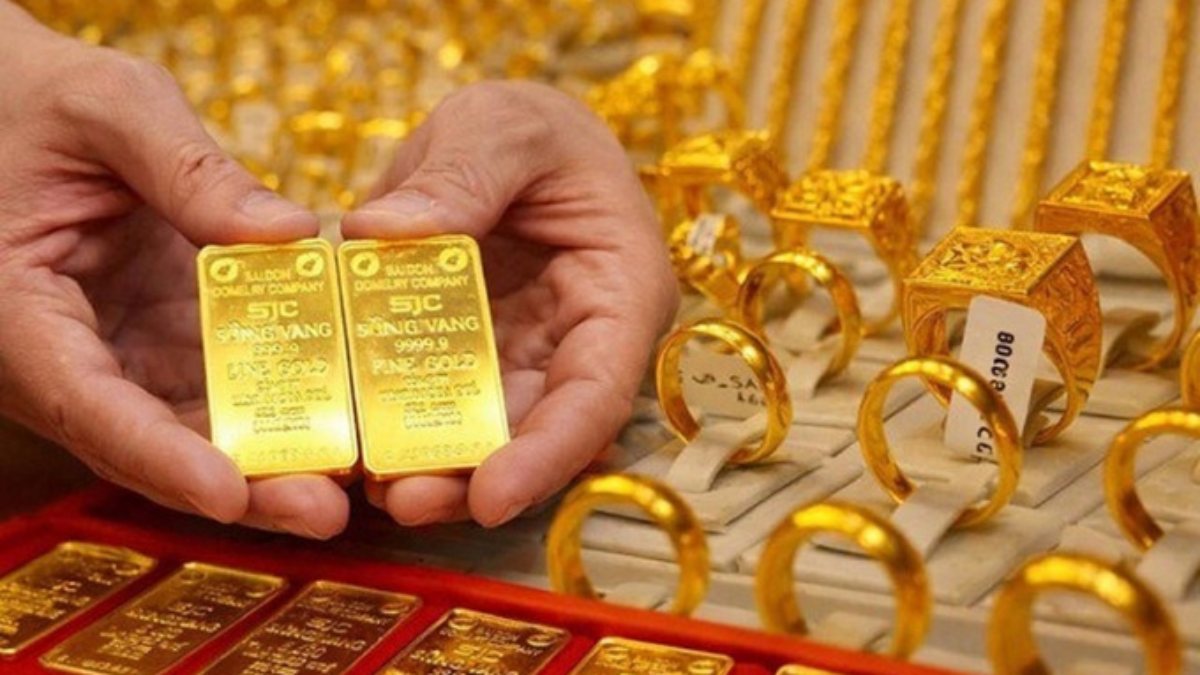 Giá vàng hôm nay 1/6: Thế giới duy trì trên 4.540 USD/ounce, trong nước đi ngang