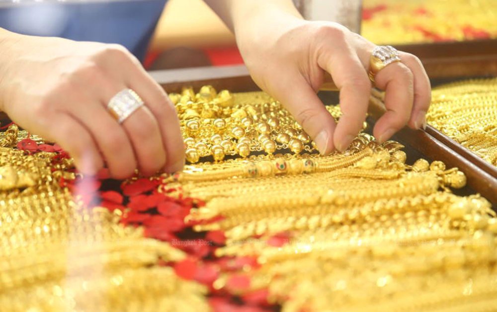 Giá vàng hôm nay 8/6: Neo đáy sau cú giảm mạnh
