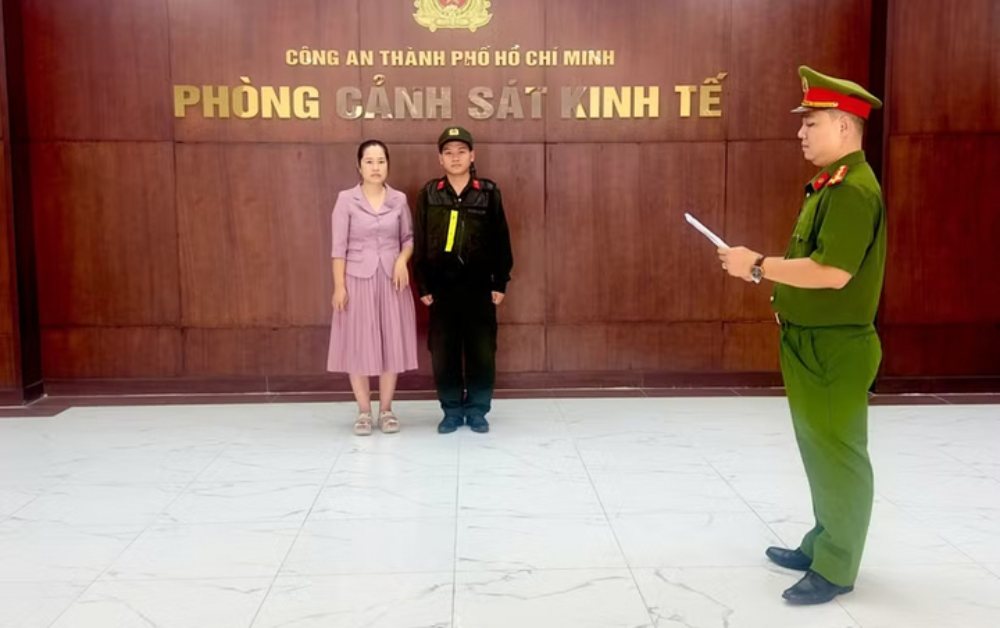 Khởi tố chủ thương hiệu vải áo dài Đất Lành vì dùng AI sao chép thiết kế
