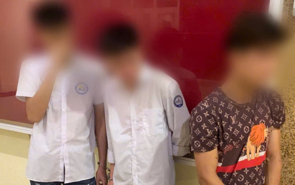 Hà Nội: Bắt nhóm thanh thiếu niên mang hung khí, chạy xe lạng lách gây mất trật tự