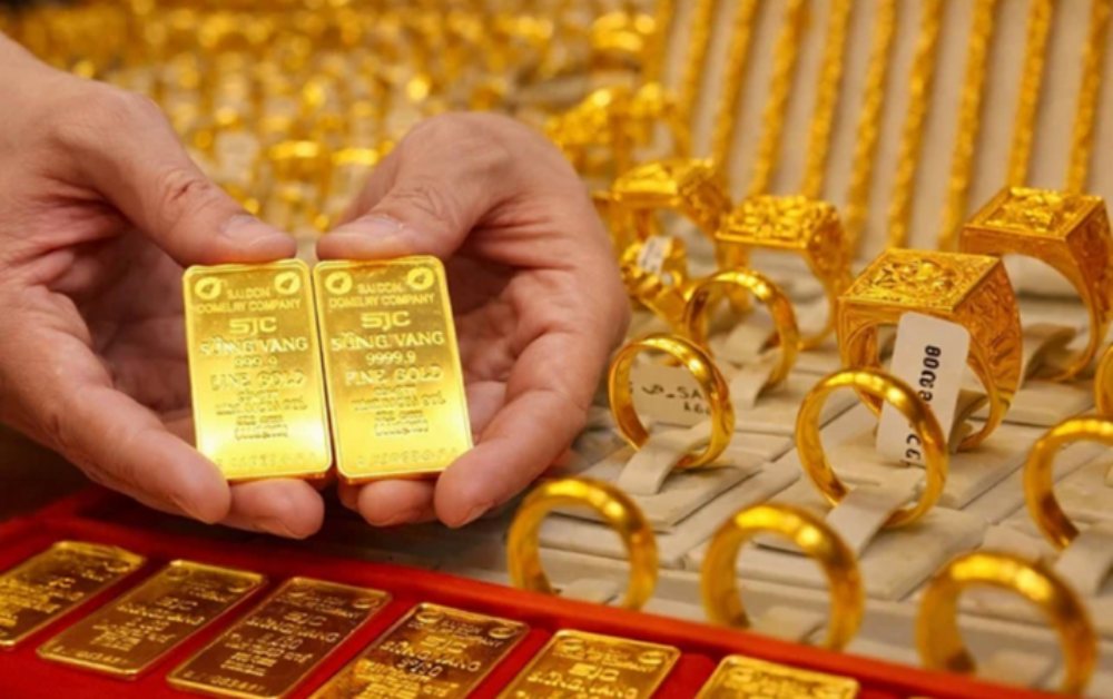 Giá vàng hôm nay 27/5: Quay đầu giảm mạnh, vàng SJC lùi về 161,5 triệu đồng/lượng