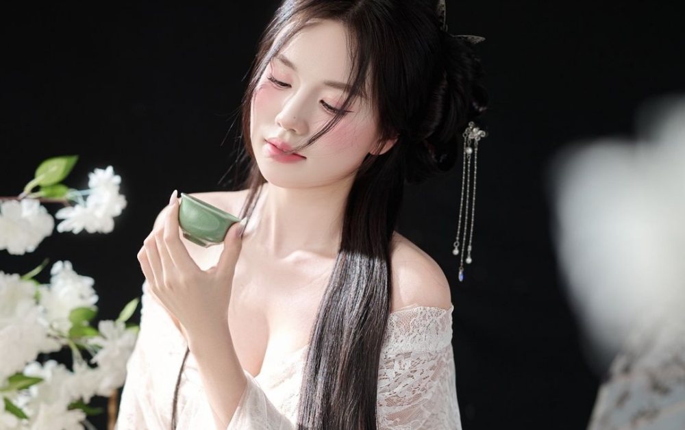 qmh là gì: Từ khóa bất ngờ phủ sóng mạng xã hội và được tìm kiếm chóng mặt