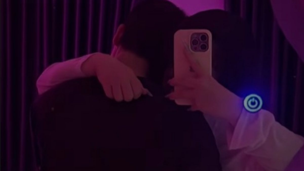 TikToker Học ngu thèm ku học bá: Hot girl bị réo tên khắp mạng sau clip lan truyền