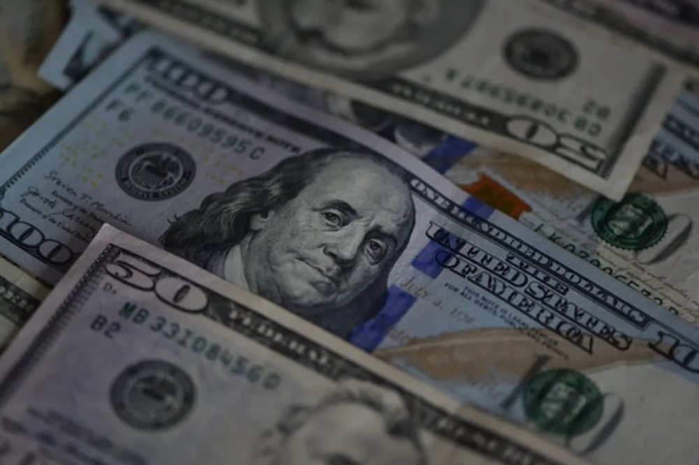 USD tăng nhẹ trở lại sau phiên điều chỉnh, tỷ giá ngân hàng đồng loạt nhích lên