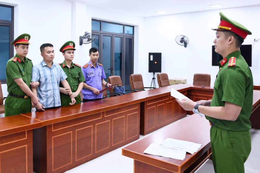 Vụ 146 điểm 10 môn Toán: Khởi tố giáo viên THPT Chuyên Tuyên Quang